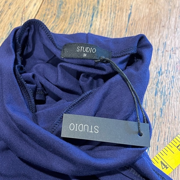 💙Sleeveless Cowl Neck Top – Studio (Size 3X, NWT) - Picture 2 of 8